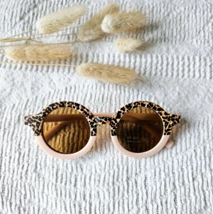Baby- und Kindersonnenbrille UV400 rund - Soft Pink/Leopard von Rammelaartje