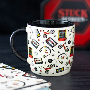 Tasse mit Retro-Print im 80er-Jahre-Stil von Something Different
