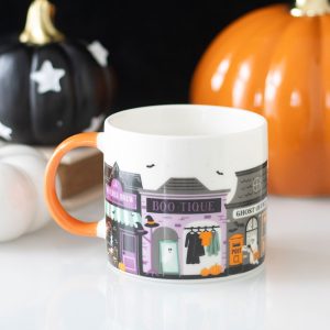Halloween Tasse „Spooky Street“ von Something Different
